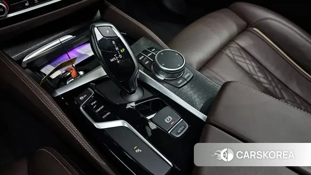 BMW 5 Series (G30) id 3044790 из Кореи 19