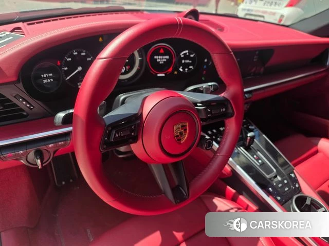 Porsche 911(992) id 3982032 из Кореи 13