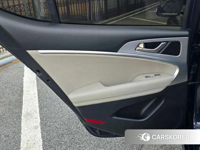 Genesis G70 id 4232865 из Кореи 19