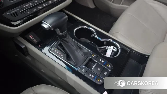 Kia The New Carnival id 3682191 из Кореи 19