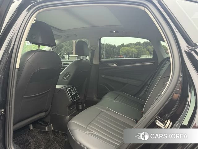 Volkswagen Passat id 4277723 из Китая 9
