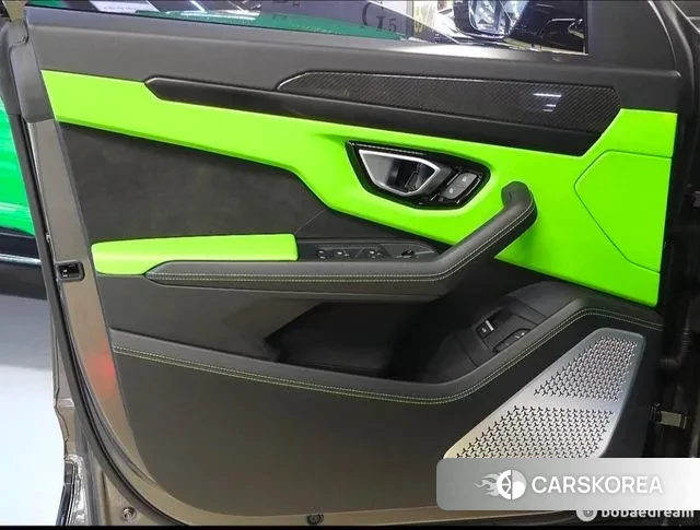 Lamborghini Urus id 3746333 из Кореи 19