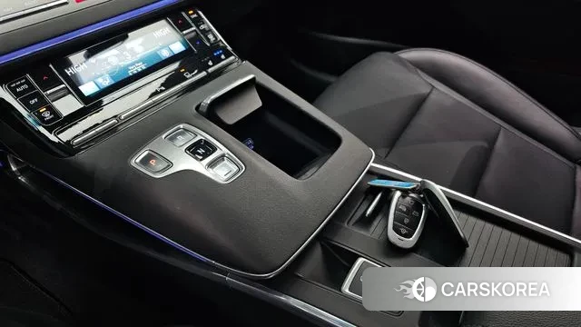 Hyundai The New Grandeur IG id 3524842 из Кореи 19