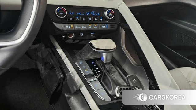 Hyundai Avante Hybrid (CN7) id 3954622 из Кореи 19