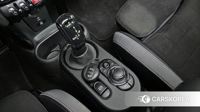 Mini Cooper S id 2905404 из Кореи 19