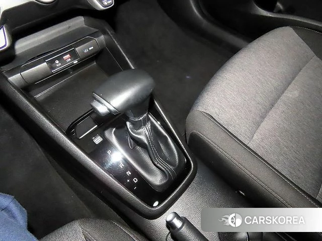 Kia Stonic id 4417132 из Кореи 15
