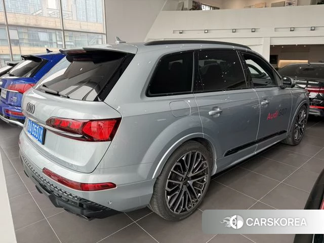 Audi SQ7 id 4272857 из Китая 11