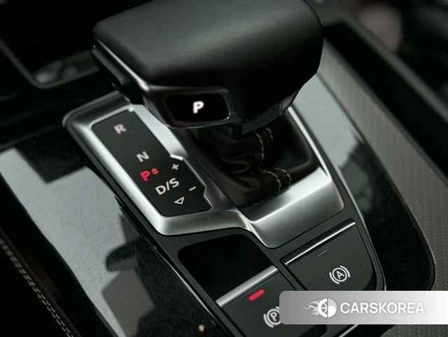 Audi Q5L id 4272811 из Китая 20