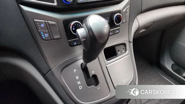 Hyundai The New Grand Starex id 3509019 из Кореи 19