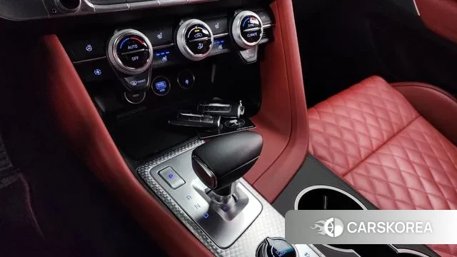 Genesis The New G70 id 3606616 из Кореи 19