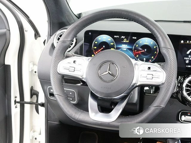 Mercedes-Benz GLA - Class H247 id 4591882 из Кореи 19