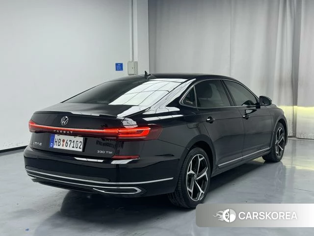 Volkswagen Passat id 4365681 из Китая 12
