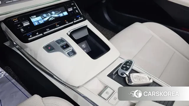 Hyundai The New Grandeur IG Hybrid id 2915569 из Кореи 19