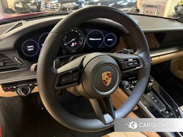 Porsche 911(992) id 4508001 из Кореи 17