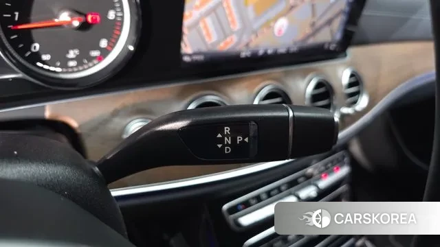 Mercedes-Benz E-Class W213 id 3233496 из Кореи 19