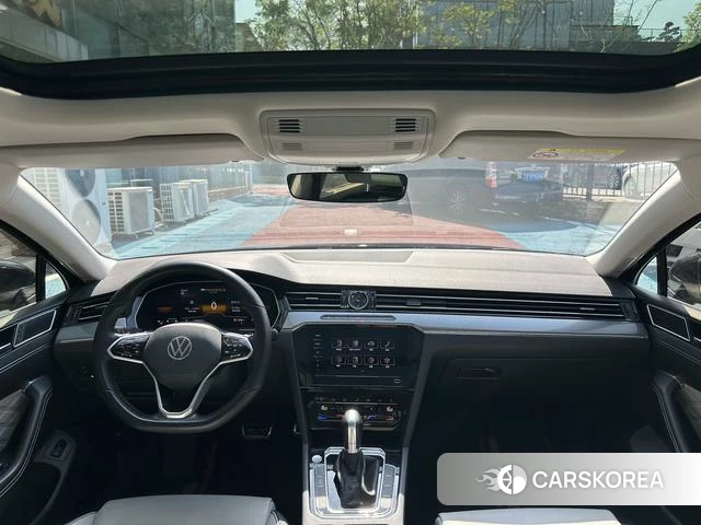 Volkswagen Magotan id 4297486 из Китая 16
