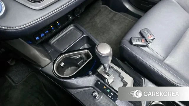 Toyota RAV4 id 2986888 из Кореи 19