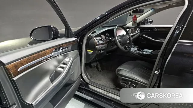 Genesis G90 id 3301558 из Кореи 19