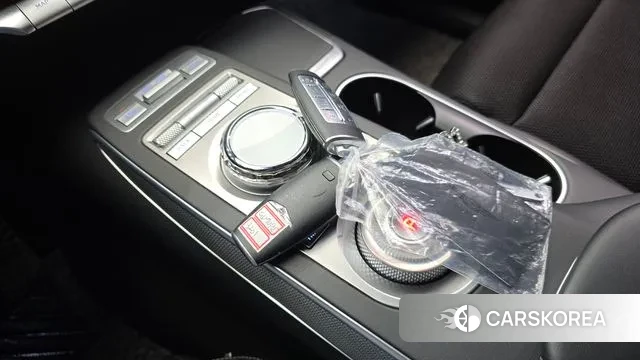 Genesis GV70 id 3483736 из Кореи 19