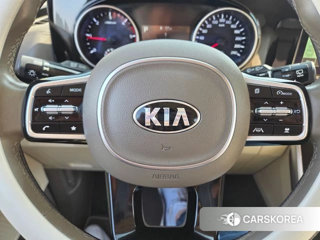 Kia Carnival 4th generation id 3856501 из Кореи 19