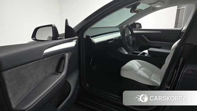 Tesla Model Y id 4427237 из Кореи 29