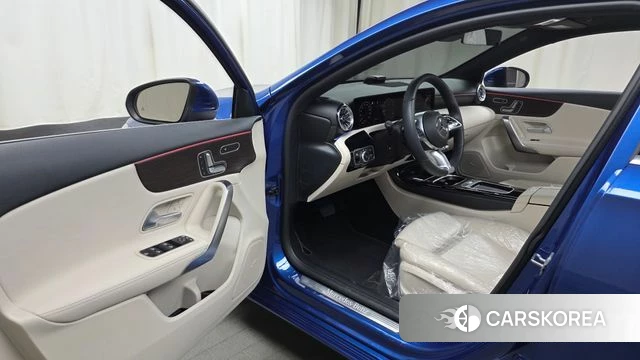 Mercedes-Benz A-Class W177 id 4762519 из Кореи 31