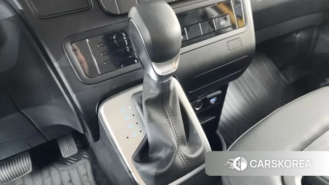 Hyundai Staria id 4590256 из Кореи 35