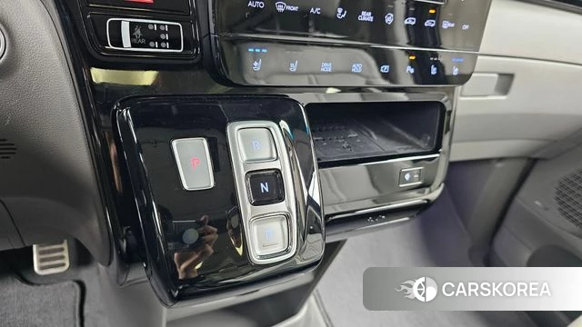 Hyundai Staria id 4178660 из Кореи 19