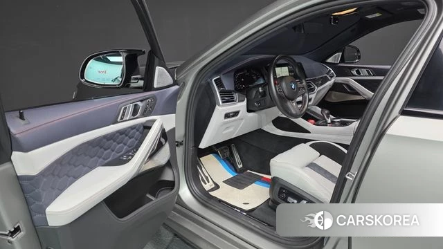 BMW X6M (G06) id 3852409 из Кореи 19