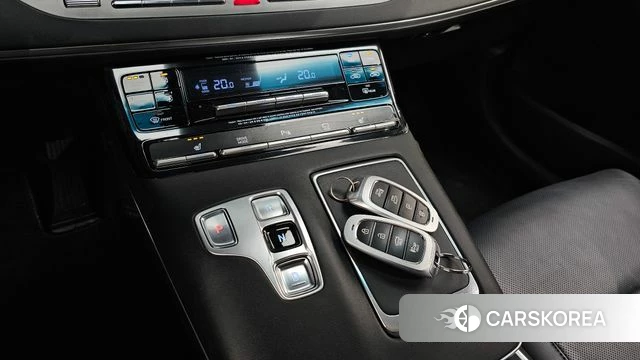 Hyundai The New Grandeur IG id 3965903 из Кореи 19