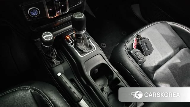 Jeep Wrangler (JL) id 3842984 из Кореи 19