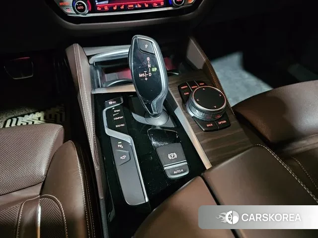 BMW 5 Series (G30) id 3607633 из Кореи 19