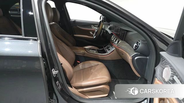 Mercedes-Benz E-Class W213 id 3858906 из Кореи 19