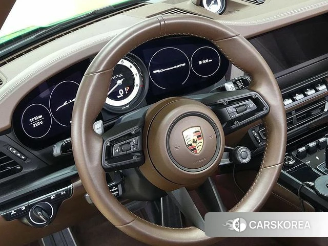 Porsche 911(992) id 3799726 из Кореи 19