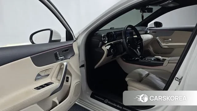 Mercedes-Benz A-Class W177 id 3479099 из Кореи 19