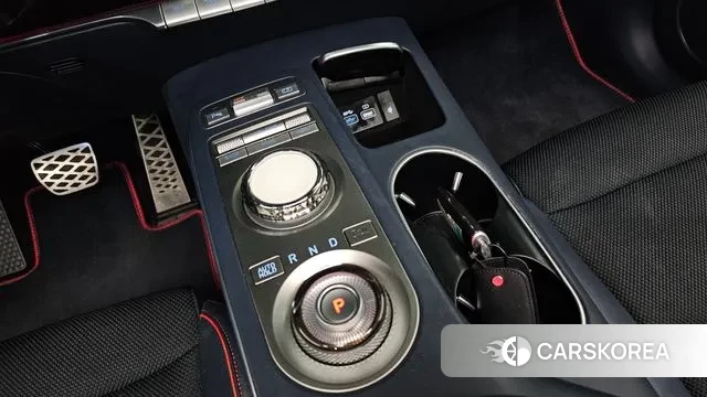 Genesis GV70 id 3478108 из Кореи 19