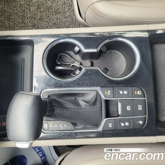 Kia The New Carnival id 2720121 из Кореи 19