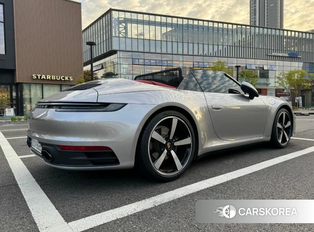 Porsche 911(992) id 3953882 из Кореи 9