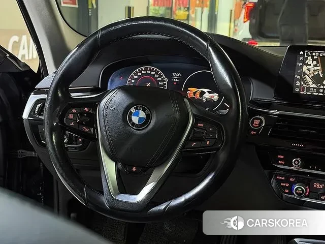 BMW 5 Series (G30) id 3520155 из Кореи 19