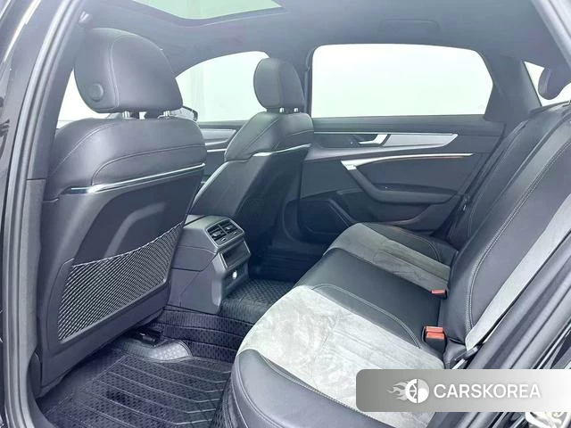 Audi A6L id 4265849 из Китая 9