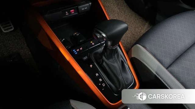 Kia Stonic id 3893803 из Кореи 19