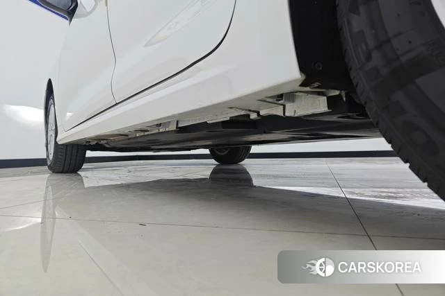 Toyota Corolla id 4208644 из Китая 16