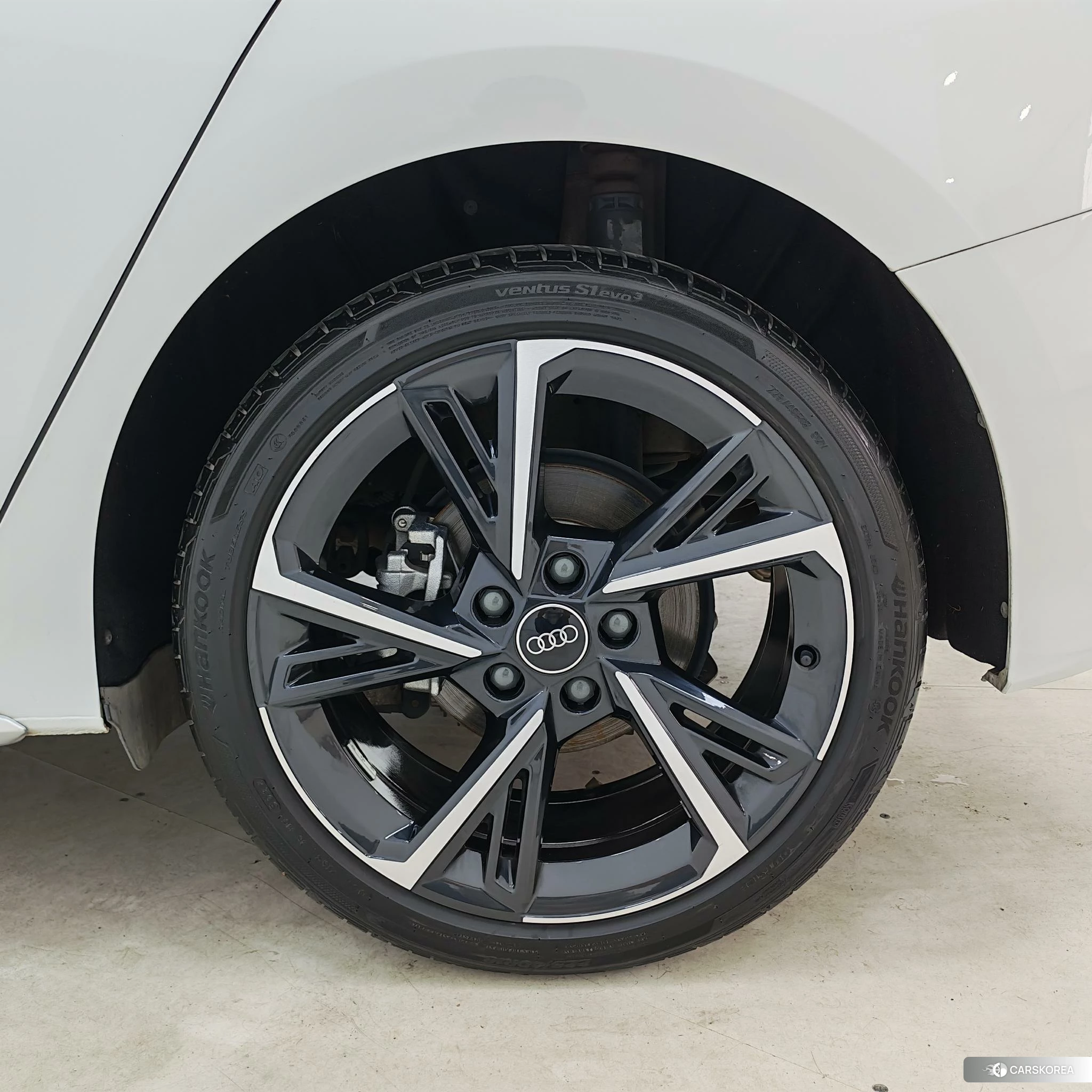Audi A3 id 4420777 из Китая 17