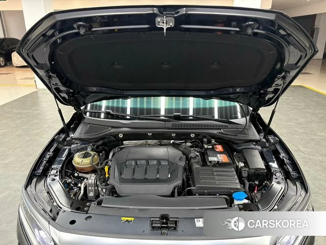 Volkswagen Passat id 4258842 из Китая 19