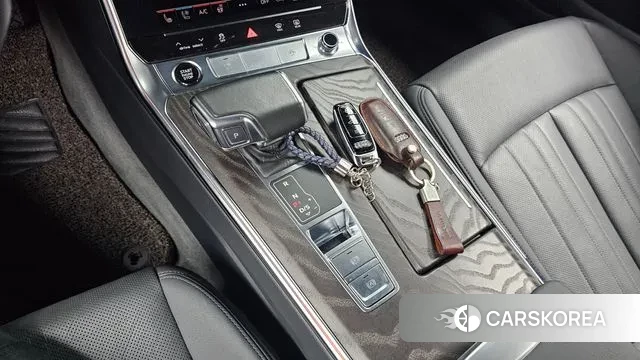 Audi A6 (C8) id 3232678 из Кореи 19