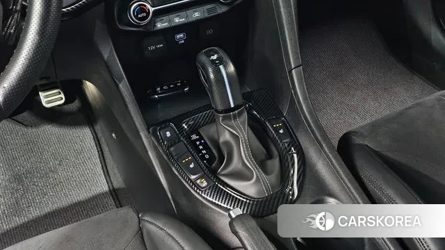 Hyundai Veloster (JS) id 3592335 из Кореи 19