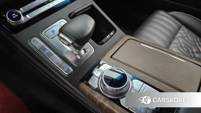 Genesis G90 id 4651990 из Кореи 19