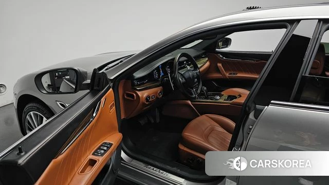 Maserati Quattroporte id 4482390 из Кореи 37