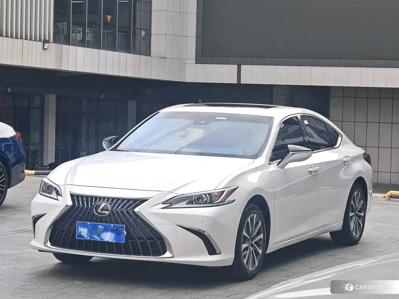 Lexus ES id 4554112 из Китая 14
