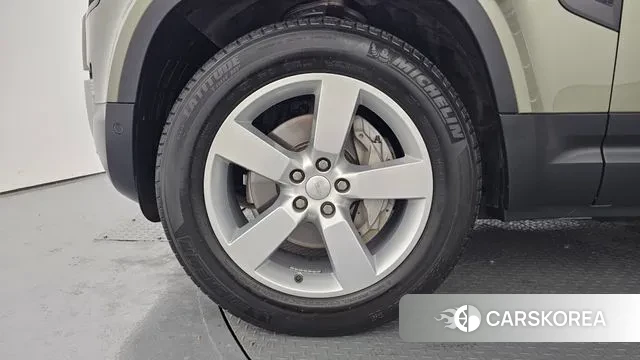 Land Rover Defender (L663) id 3685304 из Кореи 19